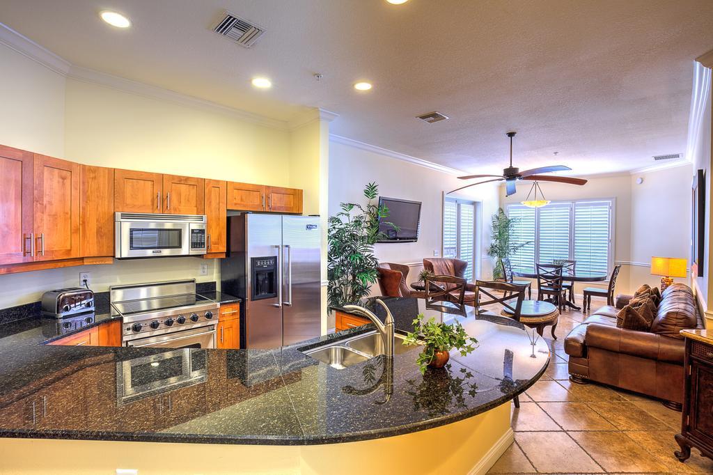 Key West Harbour Oceanfront Suites Phòng bức ảnh