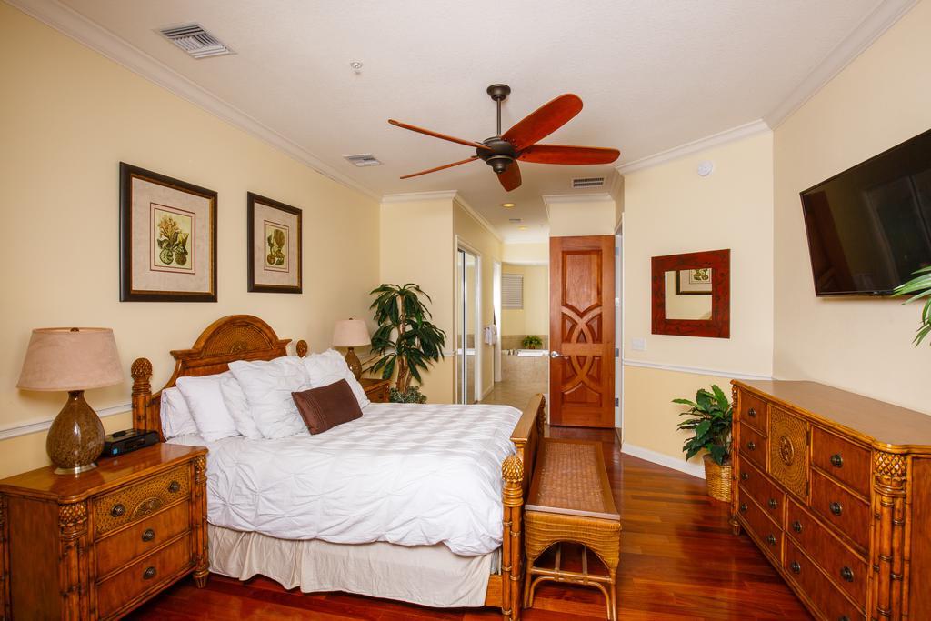 Key West Harbour Oceanfront Suites Phòng bức ảnh