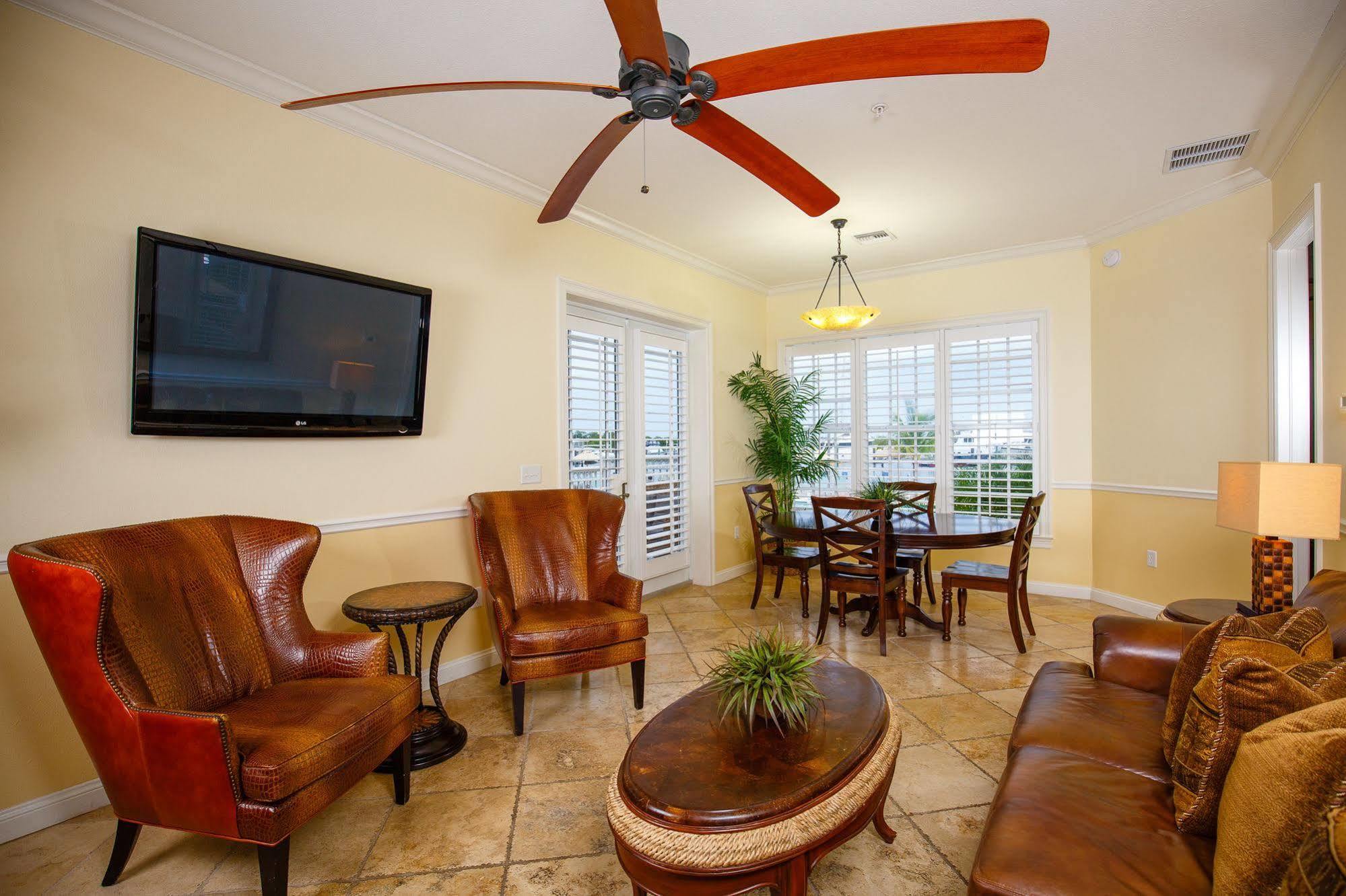 Key West Harbour Oceanfront Suites Ngoại thất bức ảnh
